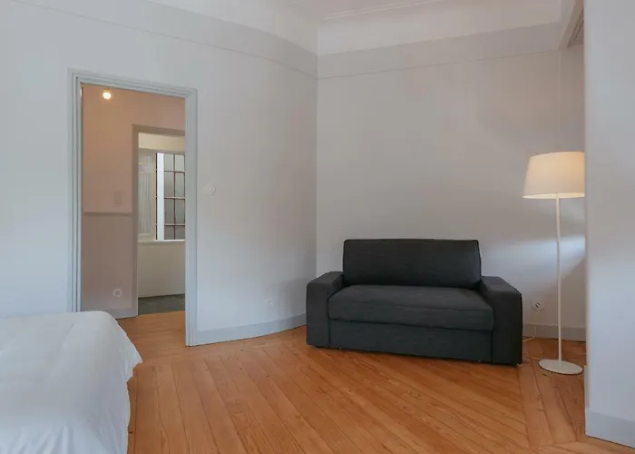Baixa24 - Downtown Bliss W/ Amazing Natural Light